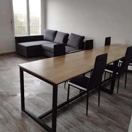 Grand Pour Max 11 Personnes *