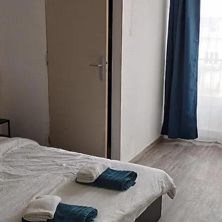 Grand Pour Max 11 Personnes Apartamento Brest