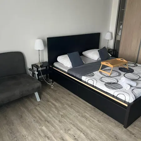 Grand Pour Max 11 Personnes Brest