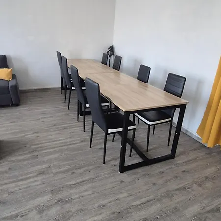 Apartment Grand Pour Max 11 Personnes *